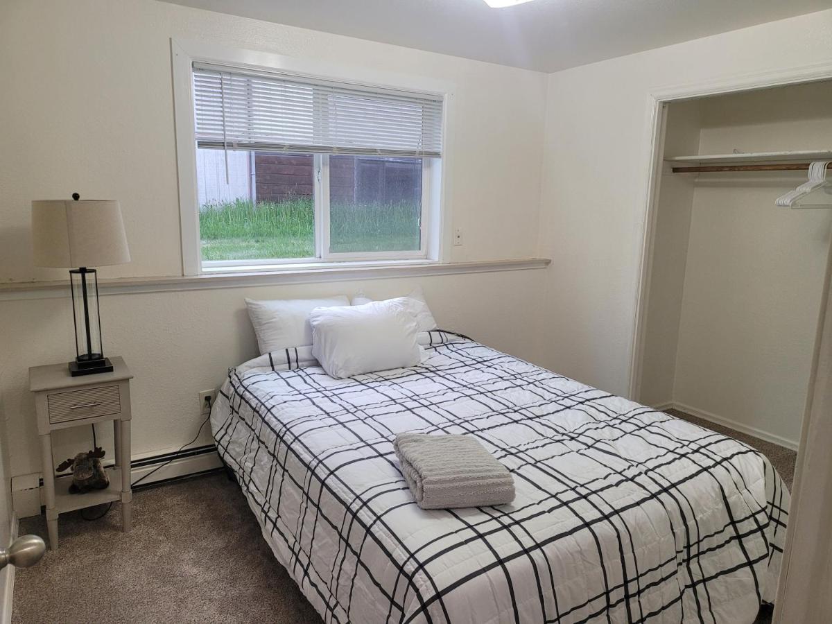 Newly Furnished Relaxing Stay Fairbanks Zewnętrze zdjęcie