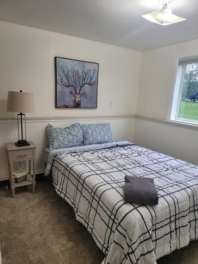 Newly Furnished Relaxing Stay Fairbanks Zewnętrze zdjęcie
